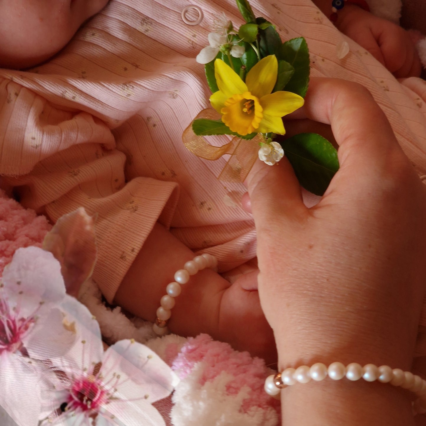 Подарък за жена гривна с перли Сваровски, луксозен подарък за жена, луксозни подаръци за жени за рожден ден