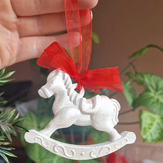 Подарък за Майка и Бебе Две Гривни с Червен Конец и Сребро 925 + Конче Керамика