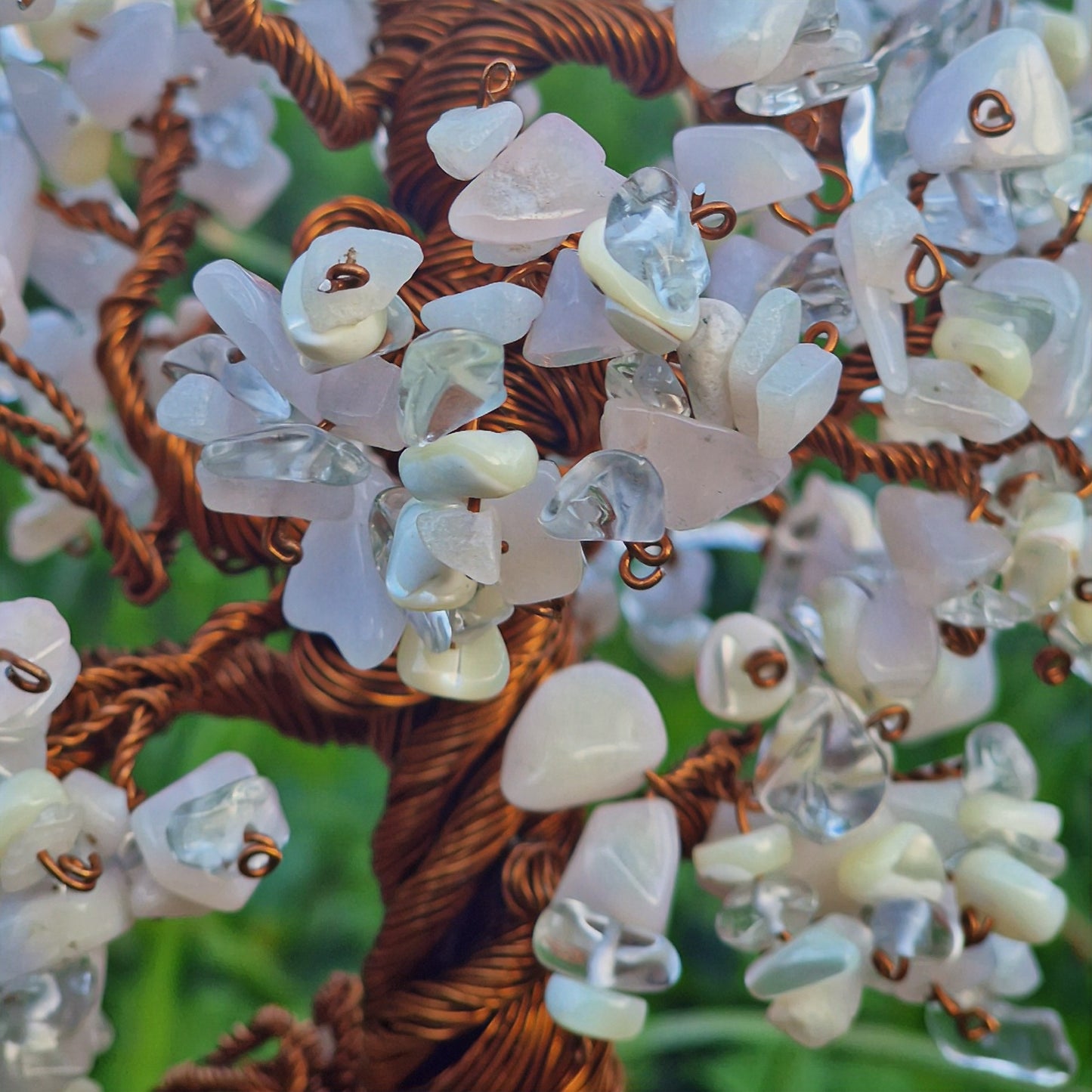 Дървото на Живота от Естествени Камъни Скулптура Уникален Луксозен Подарък със Символика