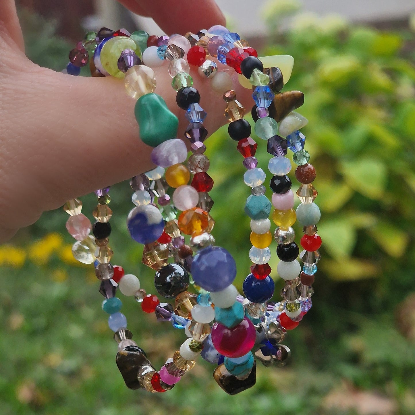 Подаръци на едро, Подаръци за Коледа, подаръци за приятелки, подаръци за 8 март, подаръци за жени ръчна изработка гривни от естествени и кристали, талисмани за ксмет, талисмани за любов, талисман за защита,