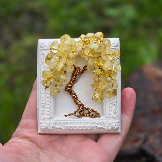 Подаръци на Едро, Коледни Подаръци, корпоративни подаръци, подаръци за гости на сватба, луксозни сватбени подаръци за гости юбилей, кръщене, подаръци за колеги, корпоративни фирмени подаръци за колеги за Коледа и празници, подаръци ръчна изработка, уникални ръчно изработени арт подаръци дръвчета с естествени камъни уникален подарък за приятели