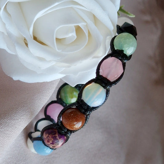 Гривни шамбала, гривни с черен конец, гривни от естествени камъни