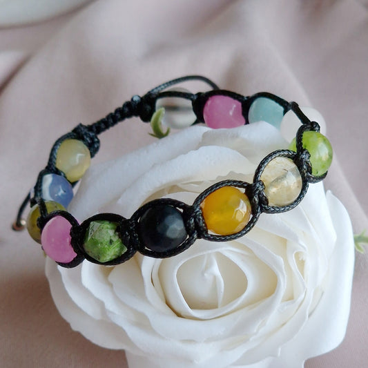 Гривни шамбала, гривни с черен конец, гривни от естествени камъни