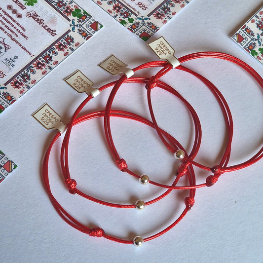 Гривни с червен конец и сребро, сребърни гривни с червен конец, подаръци за семейство, подаръци за Коледа, подаръци за майка и татко, подаръци за деца, гривни с червен конец