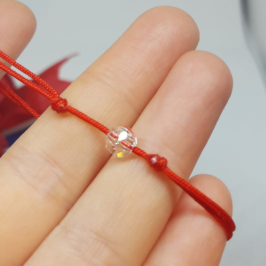 гривна с диамант гривни с диаманти гривна с червен конец с диамант гривни Сваровски гривна Сваровски гривна с камъни гривни с камъни swarovski