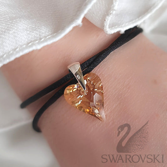 Луксозни бижута сърце сваровски, сърце Swarovski, сребърни гривни сваровски кристали, гривни с черен конец, гривна сатен, луксозни подаръци за жени