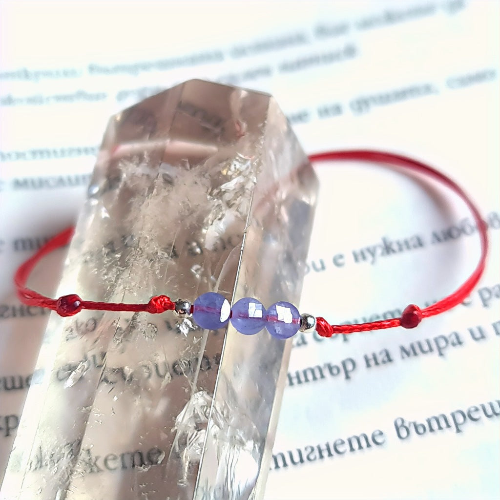 Танзанит бижута, камък танзанит цена, гривна с танзанит, талисман за подарък