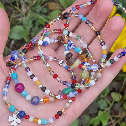 Подаръци на едро, Подаръци за Коледа, подаръци за приятелки, подаръци за 8 март, подаръци за жени ръчна изработка гривни от естествени и кристали, талисмани за ксмет, талисмани за любов, талисман за защита, 