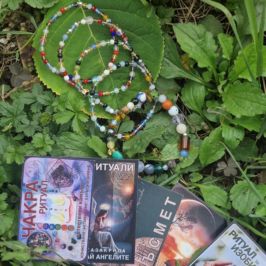 Подаръци на, Подаръци за Коледа, подаръци за приятелки, подаръци за 8 март, подаръци за жени ръчна изработка гривни от естествени и кристали 