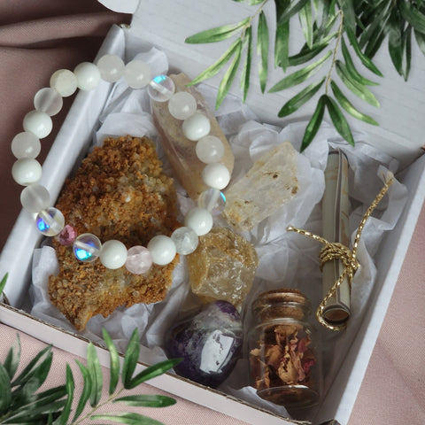 Кутия РИТУАЛИ Гривна с Камъни и Минерали Manole