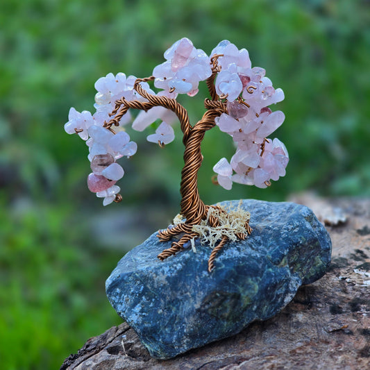 Дръвче с камъни розов кварц, дръвчета от камъни, дръвчета от естествени камъни, дървото на живота от естествени полускъпоценни, луксозен подарък, уникални подаръци 